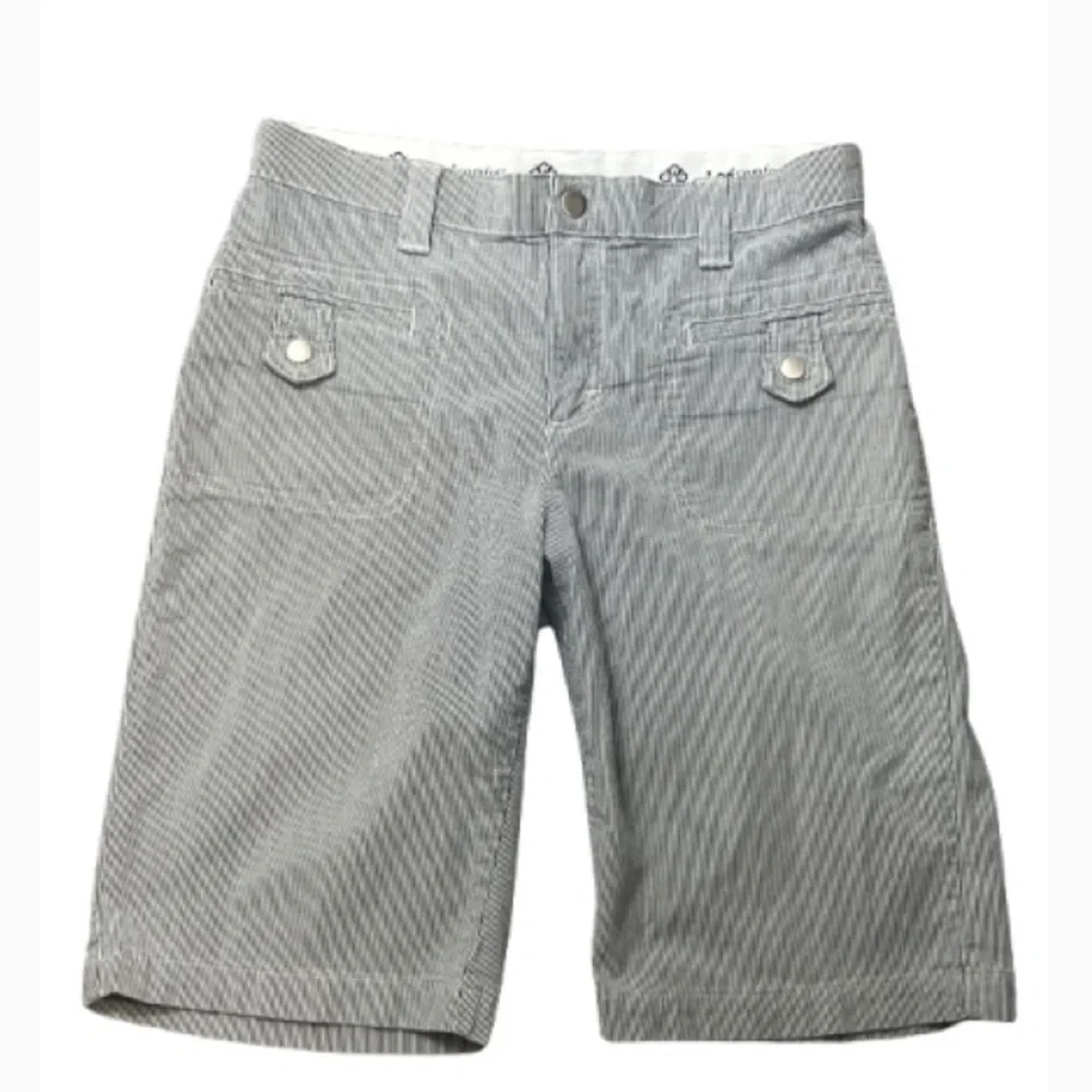 Women’s‎ Lee Bermuda Shorts Gray and White Stripes with Pockets